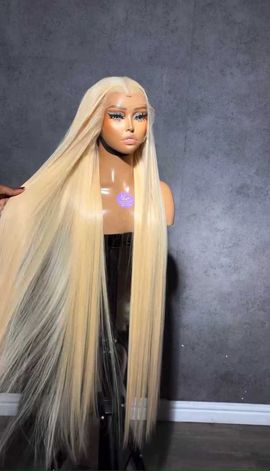 32”SDD Blonde bone straight 13/4 HD Lace pre plucked